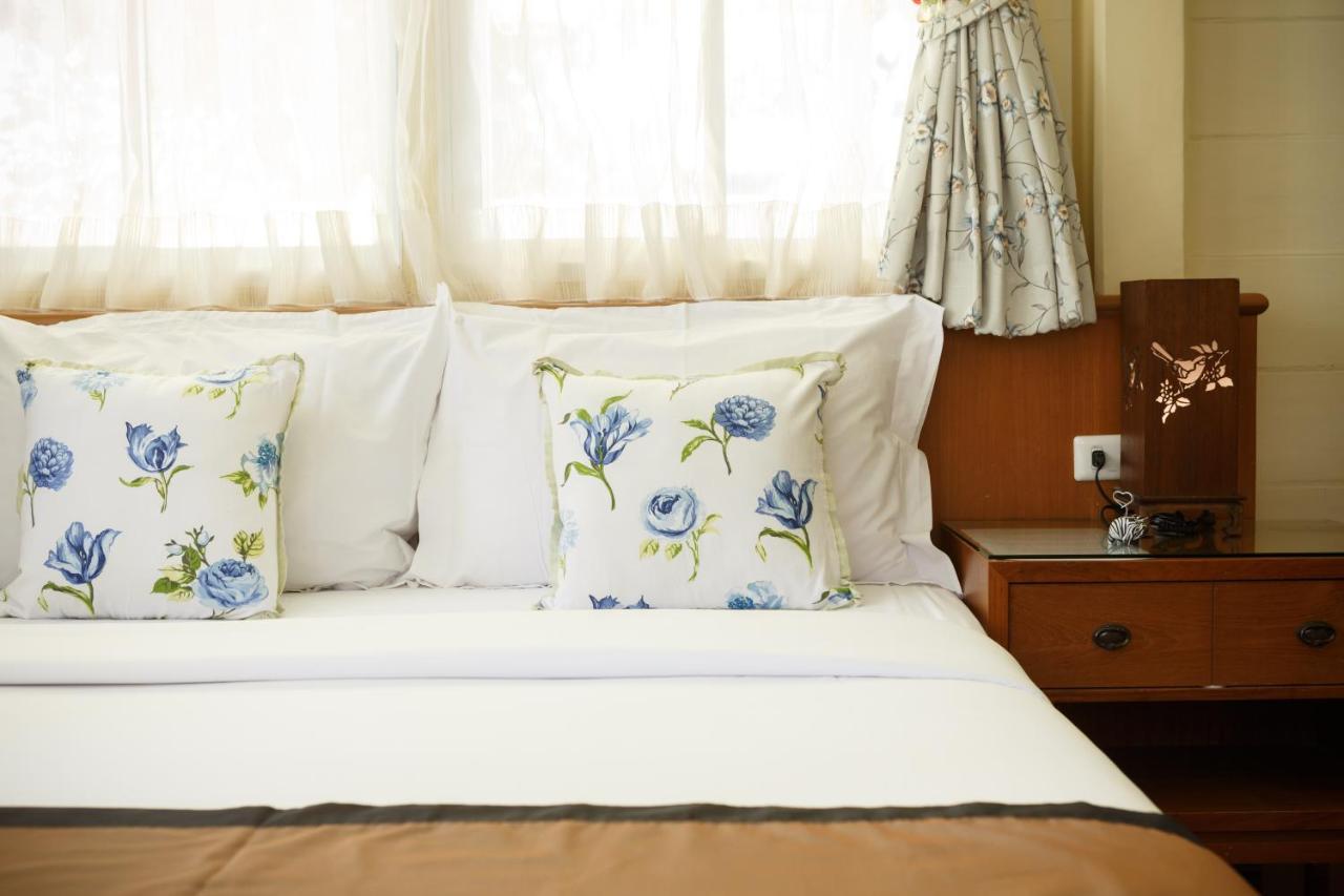Baan Dinso Hostel Μπανγκόκ Εξωτερικό φωτογραφία