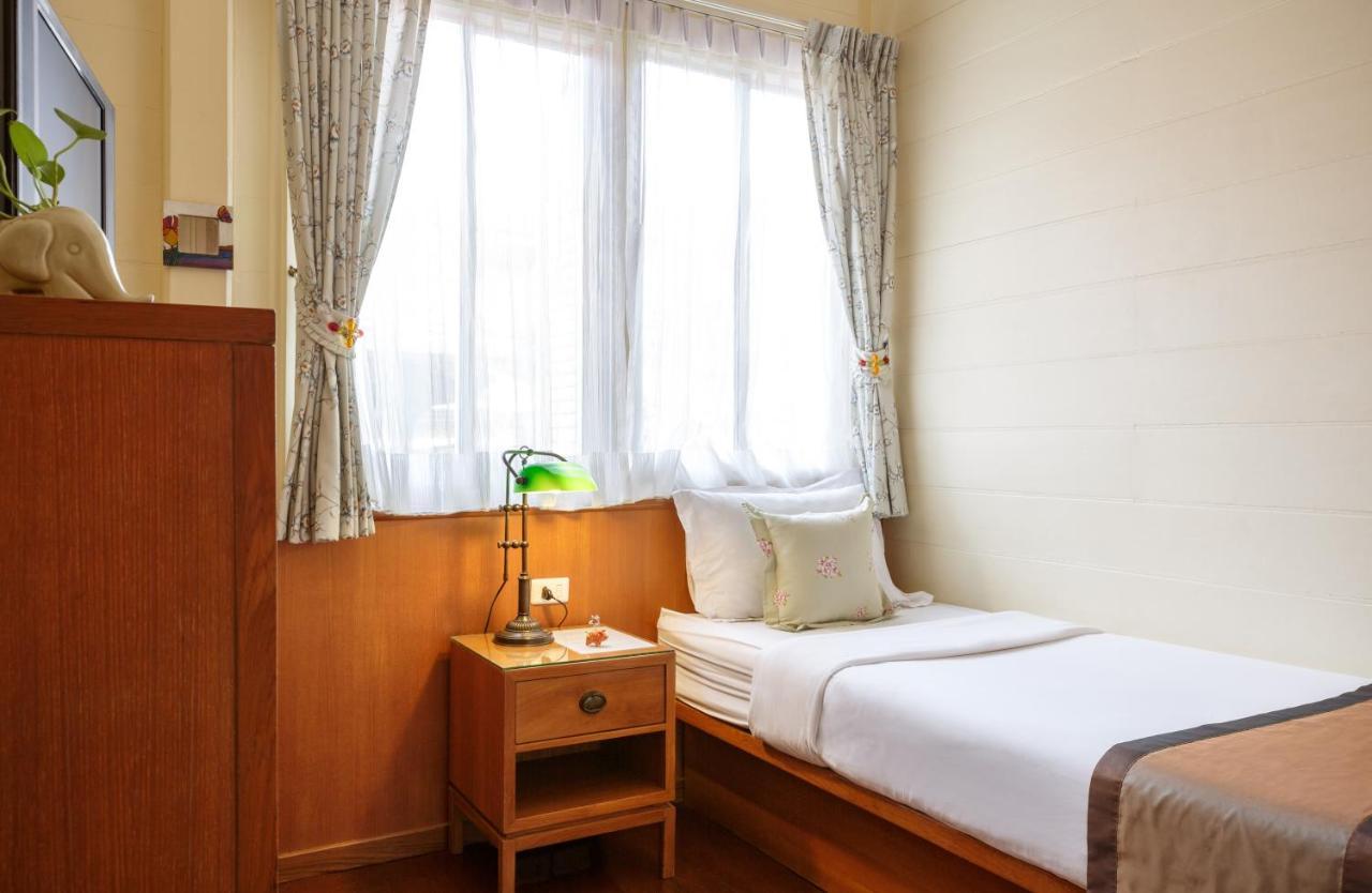 Baan Dinso Hostel Μπανγκόκ Εξωτερικό φωτογραφία