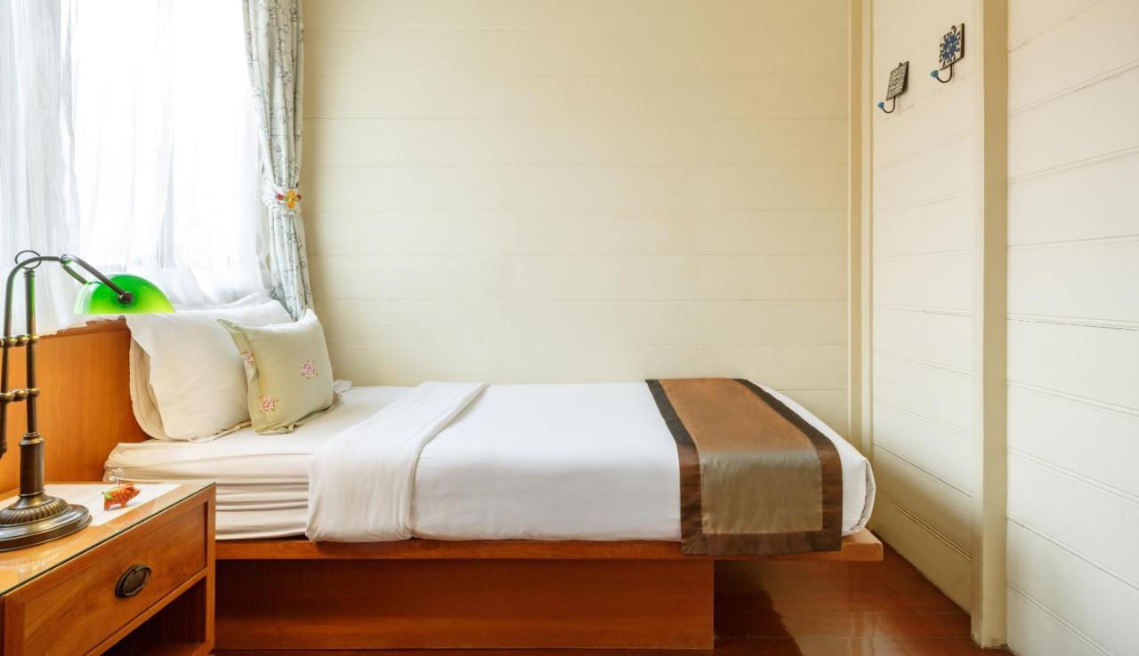 Baan Dinso Hostel Μπανγκόκ Εξωτερικό φωτογραφία