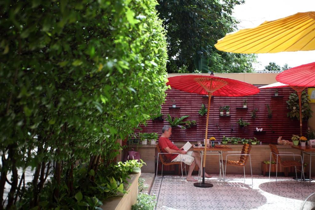 Baan Dinso Hostel Μπανγκόκ Εξωτερικό φωτογραφία