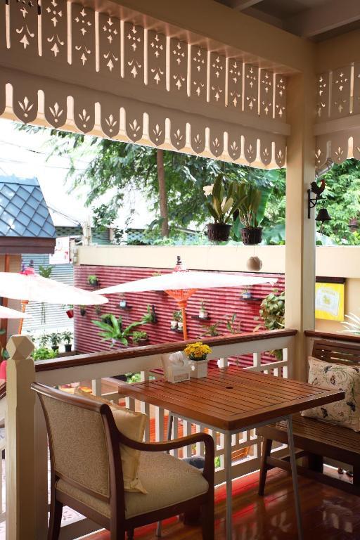 Baan Dinso Hostel Μπανγκόκ Εξωτερικό φωτογραφία